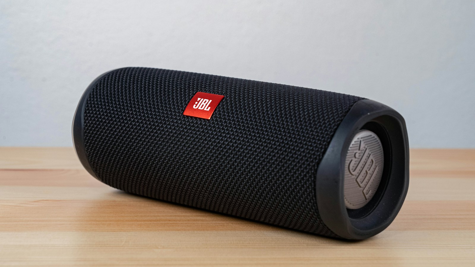 Rekomendasi Speaker Bluetooth Murah Terbaik untuk Kebutuhan Harian