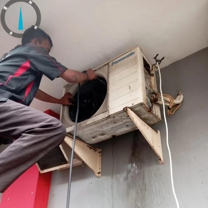Jasa Cuci & Maintenance AC Split Wall 1/2 s/d 1 PK Area DKI Jakarta — Jasa
